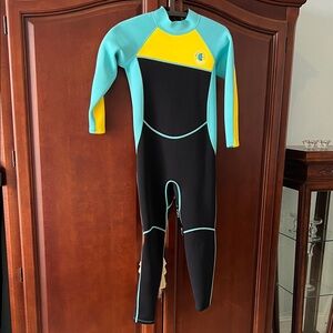 Kids Swim Size XL Wetsuit in Black, Yellow, and Blue-3mm worn once